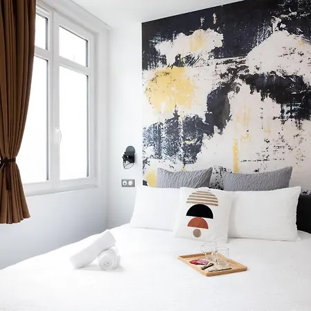 Urban Style Biarritz Le Relais Hotel 3*