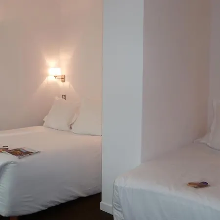 Urban Style Le Relais 3* Biarritz